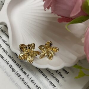 Anti tarnish earring