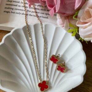 Anti tarnish necklace set