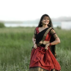 Classic Kanchi Cotton Dhavani Set