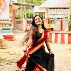 Classic Kanchi Cotton Dhavani Set