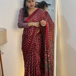 ✨ Semi Modal Saree with Mirror Work ✨