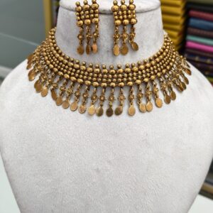 Elakathali choker