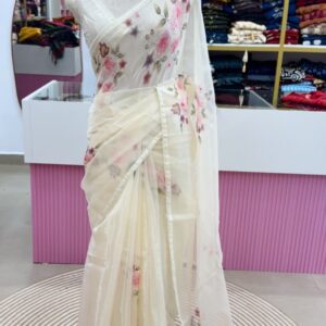 🌸✨ Premium Glass Organza Floral Print Saree ✨🌸